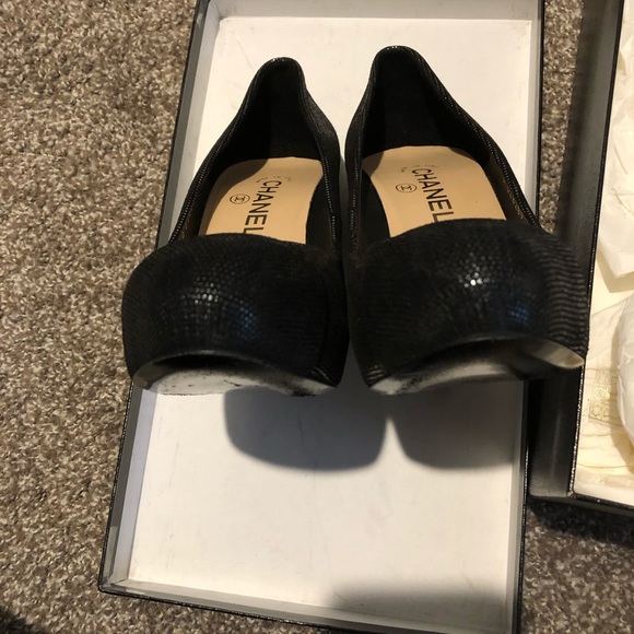 Chanel Pumps- WORN TWICE! - Picture 6 of 8